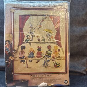 Vintage Paragon Crewel Embroidery PUPPET SHOW Stitchery Kit 0122 18”x22”